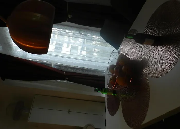 Klassik And Sunny Apartment!
