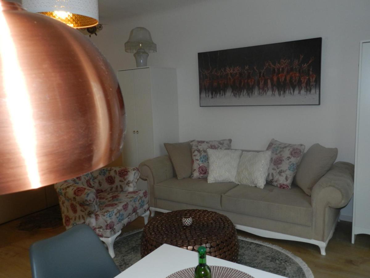 Apartment Klassik And Sunny Apartment! Wien